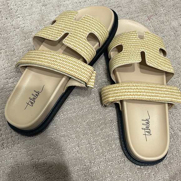 Talulah Chani Velcro Slide Natural Raffia, Size 9 - Picture 5 of 7